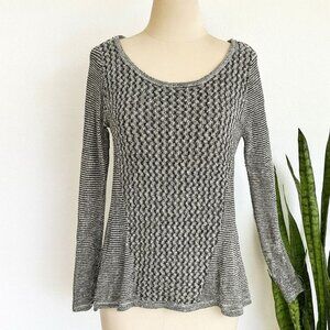 By&By Loose Houndstooth Knit Sweater Size L High Low Hem Long Sleeve Pullover